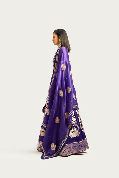 ZOONI JAMUN LEHENGA SET