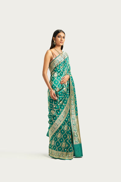 GOL PANAH JADE SAREE