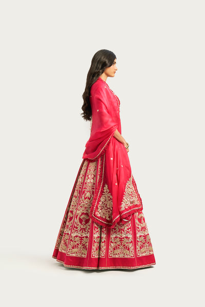 JARDIN MAJORELLE RUBY LEHENGA SET