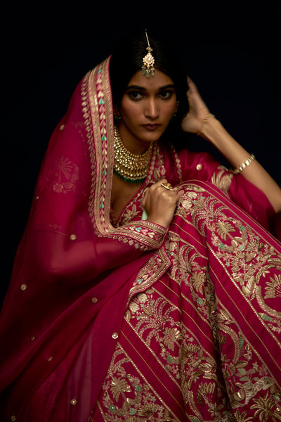 JARDIN MAJORELLE RUBY LEHENGA SET